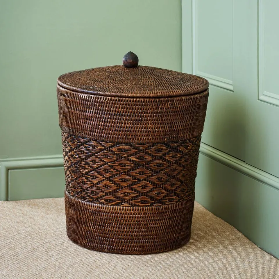 Round Rattan Laundry hamper Basket With Lid Handicraft